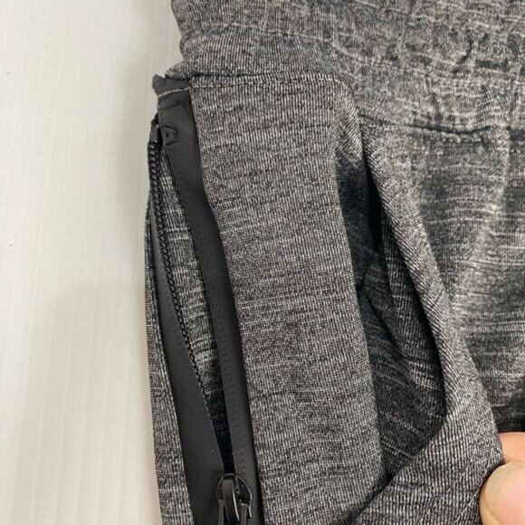 Beverly Hills Polo Club Women Small Gray Color Jogger Capri Pants Pockets Drawst - Picture 13 of 13